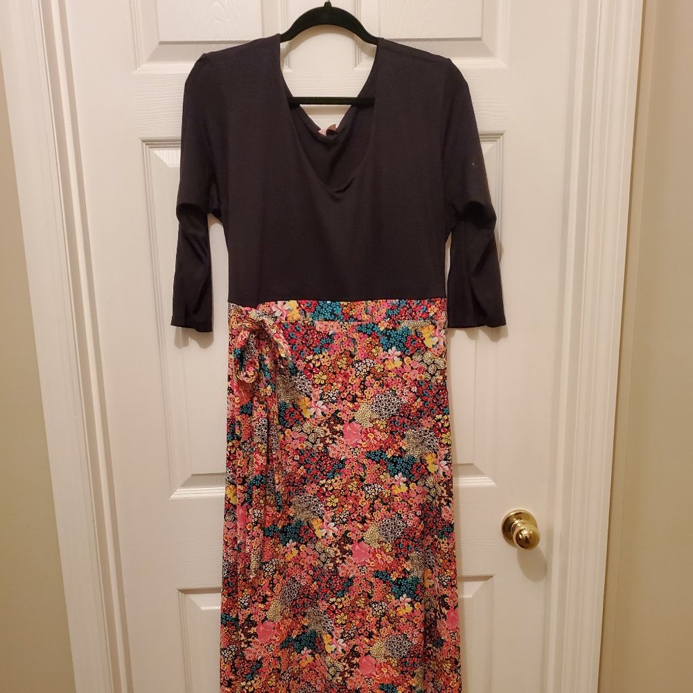 Black & Pink Floral Tie-Accent Empire-Waist Maxi